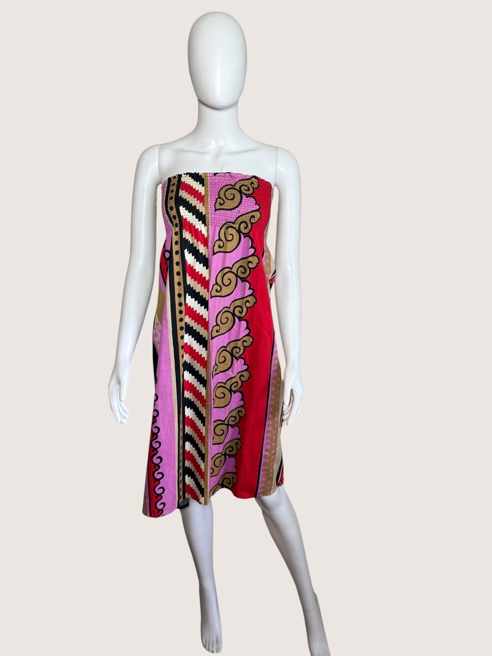Smocked Strapless Geometric Print Midi Dress